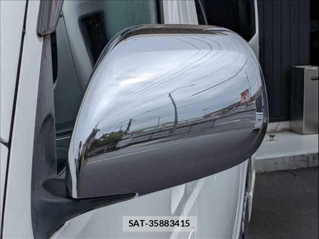Toyota HIACE VAN 2007-01 8782406-24