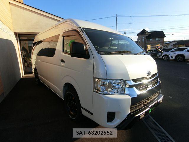 Toyota HIACE VAN 2023-05 8782380-9