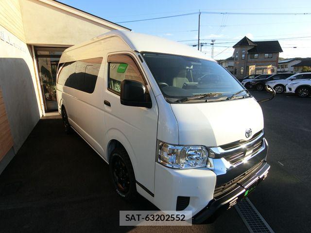 Toyota HIACE VAN 2023-05 8782380-10