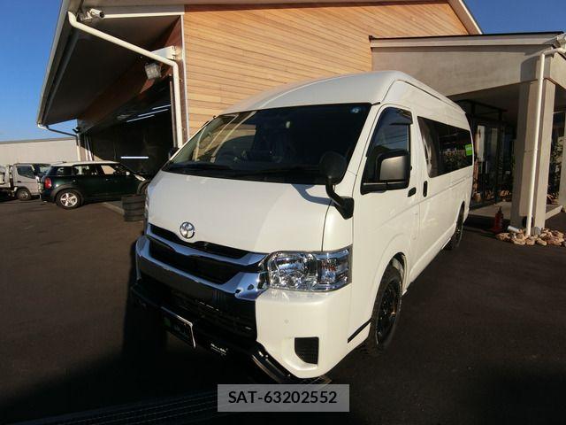 Toyota HIACE VAN 2023-05 8782380-12
