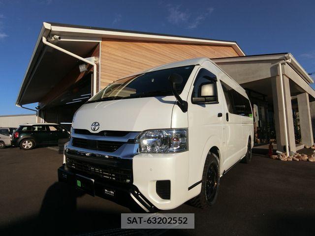 Toyota HIACE VAN 2023-05 8782380-14