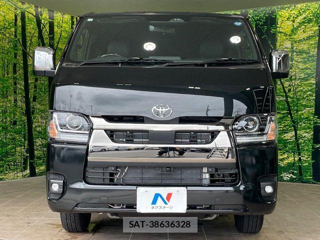 Toyota HIACE VAN 2026-07 8782382-13