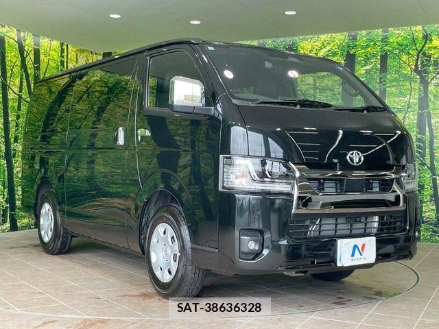 Toyota HIACE VAN 2026-07 8782382-15