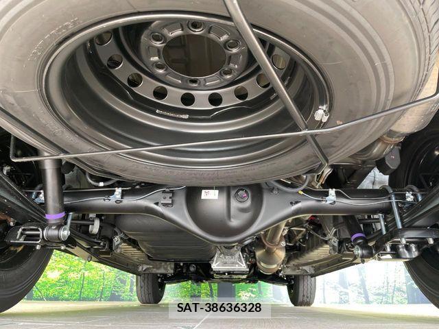 Toyota HIACE VAN 2026-07 8782382-18