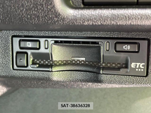 Toyota HIACE VAN 2026-07 8782382-6