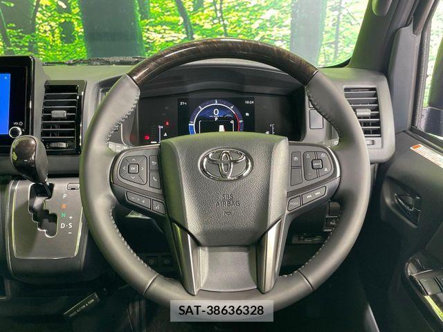 Toyota HIACE VAN 2026-07 8782382-7