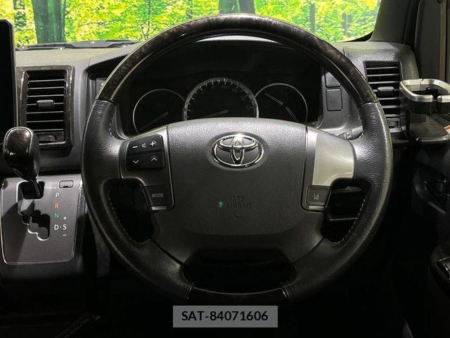 Toyota HIACE VAN 2019-12 8782385-10