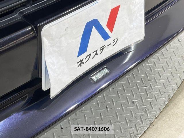 Toyota HIACE VAN 2019-12 8782385-2