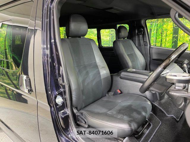Toyota HIACE VAN 2019-12 8782385-7