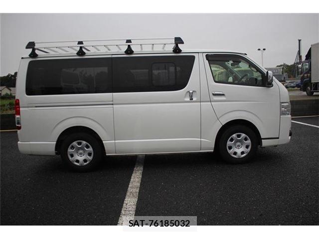 Toyota HIACE VAN 2021-09 8782396-13