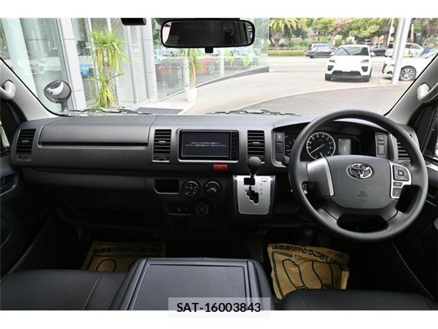 Toyota HIACE VAN 2021-08 8782384-18