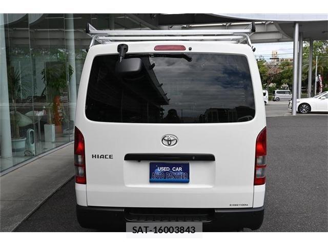 Toyota HIACE VAN 2021-08 8782384-3