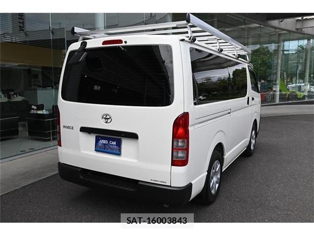 Toyota HIACE VAN 2021-08 8782384-4