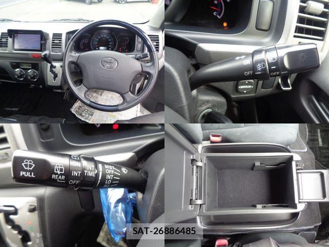 Toyota HIACE VAN 2013-04 8782405-11