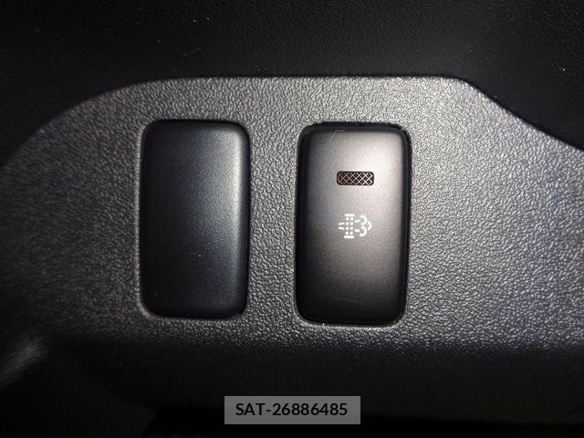 Toyota HIACE VAN 2013-04 8782405-16