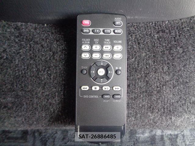 Toyota HIACE VAN 2013-04 8782405-24