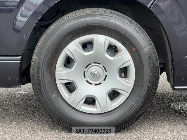 Toyota HIACE VAN 2021-12 8782388-7