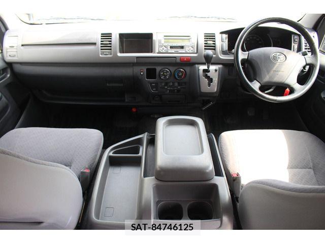 Toyota HIACE VAN 2008-11 8797766-8