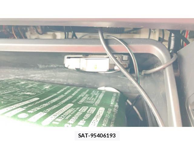 Toyota HIACE VAN 2011-07 8797768-22
