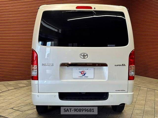 Toyota HIACE VAN 2023-09 8797761-15