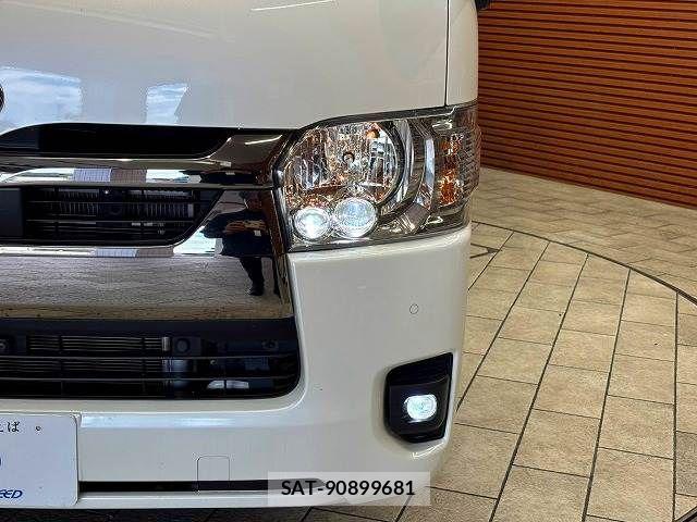 Toyota HIACE VAN 2023-09 8797761-18