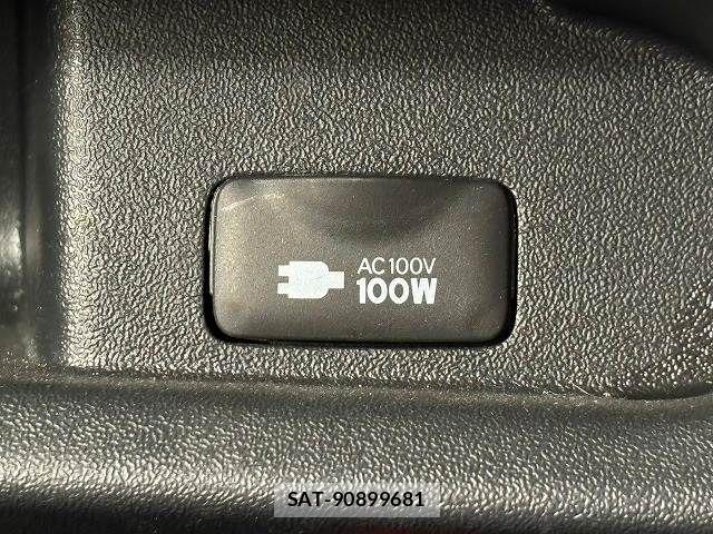Toyota HIACE VAN 2023-09 8797761-5