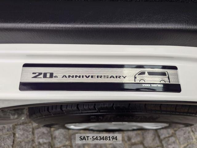 Toyota HIACE VAN 2025-09 8797759-18
