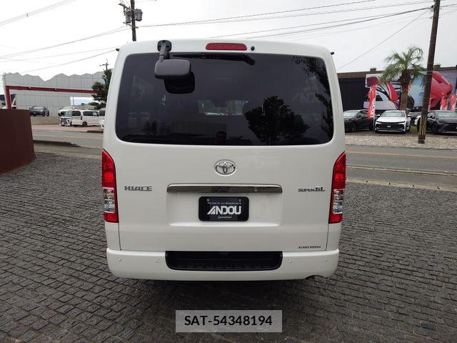 Toyota HIACE VAN 2025-09 8797759-6