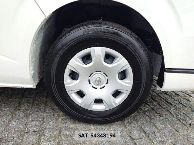 Toyota HIACE VAN 2025-09 8797759-7
