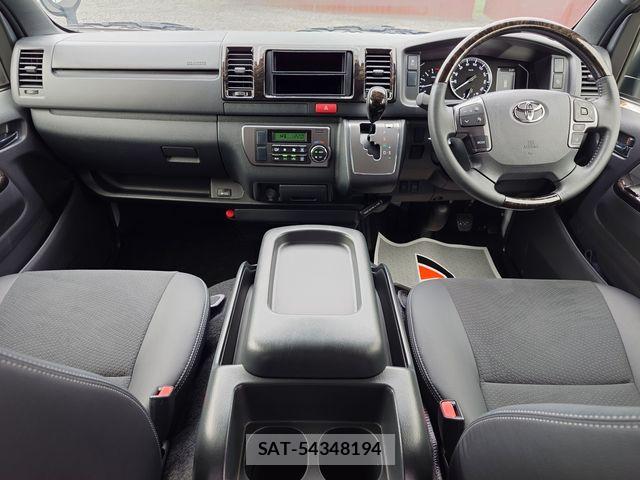 Toyota HIACE VAN 2025-09 8797759-8