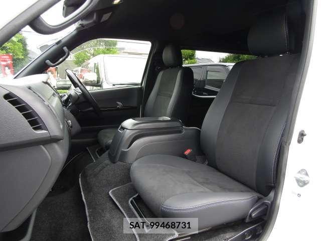 Toyota HIACE VAN 2024-08 8797763-10