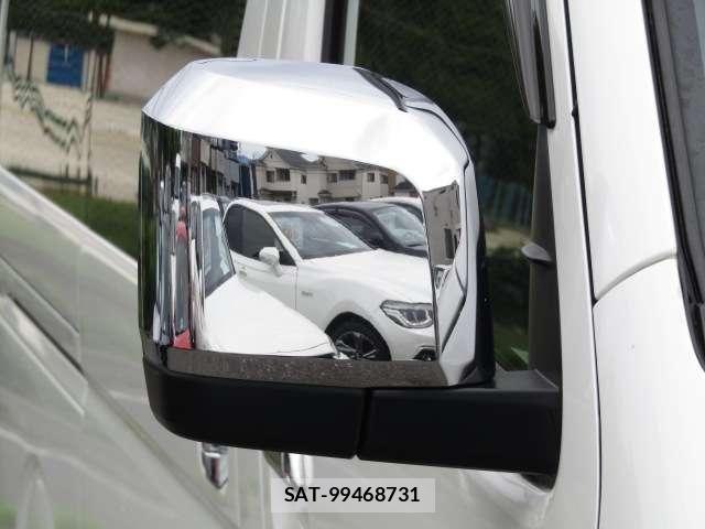 Toyota HIACE VAN 2024-08 8797763-23