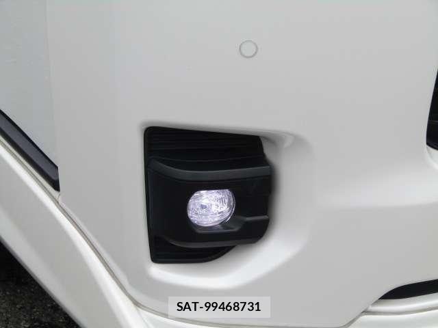 Toyota HIACE VAN 2024-08 8797763-26