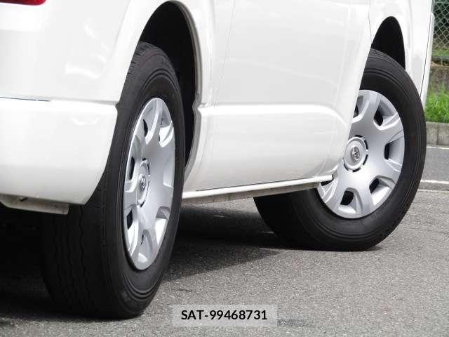 Toyota HIACE VAN 2024-08 8797763-29