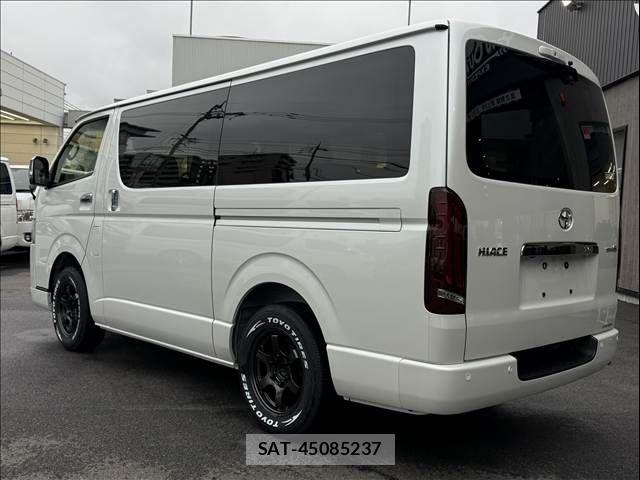 Toyota HIACE VAN 2026-07 8797757-15