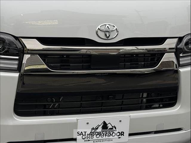 Toyota HIACE VAN 2026-07 8797757-20