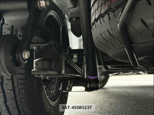 Toyota HIACE VAN 2026-07 8797757-27