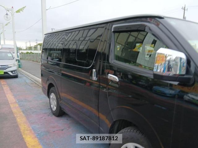 Toyota HIACE VAN 2023-01 8832123-10