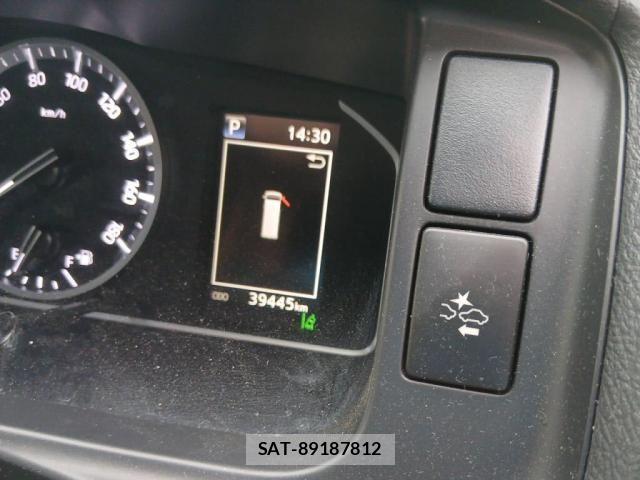 Toyota HIACE VAN 2023-01 8832123-19