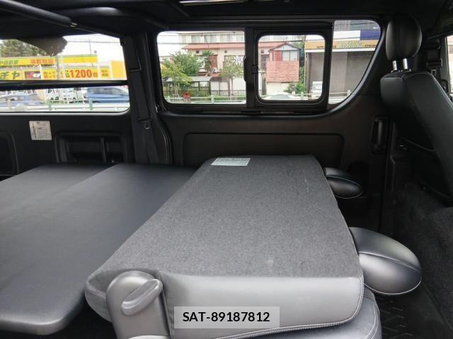 Toyota HIACE VAN 2023-01 8832123-26