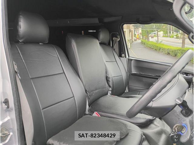 Toyota HIACE VAN 2008-09 8832149-20