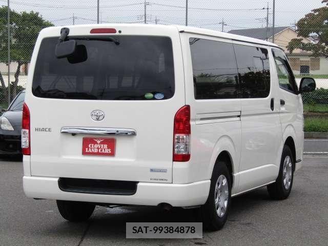 Toyota HIACE VAN 2020-02 8832140-17