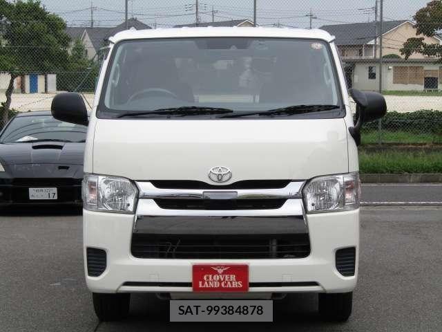 Toyota HIACE VAN 2020-02 8832140-18