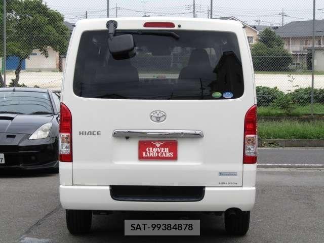 Toyota HIACE VAN 2020-02 8832140-19