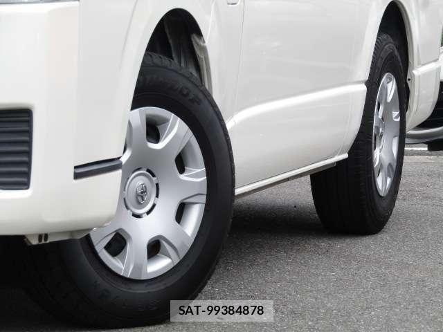 Toyota HIACE VAN 2020-02 8832140-22