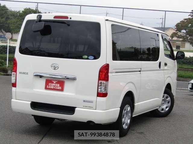 Toyota HIACE VAN 2020-02 8832140-28