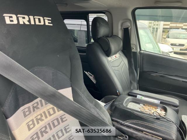 Toyota HIACE VAN 2016-09 8832147-7