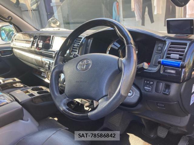 Toyota HIACE VAN 2009-11 8832139-11