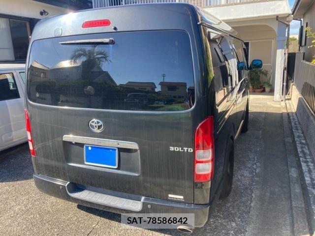 Toyota HIACE VAN 2009-11 8832139-1