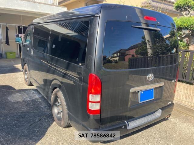 Toyota HIACE VAN 2009-11 8832139-2